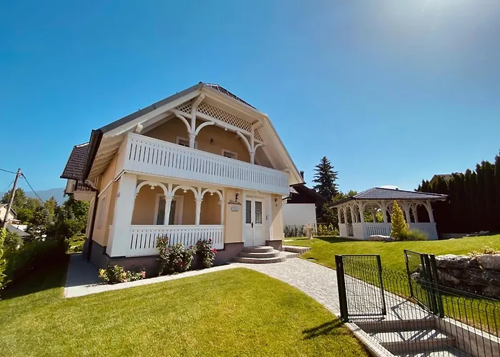 Πανσιόν Mia 4*